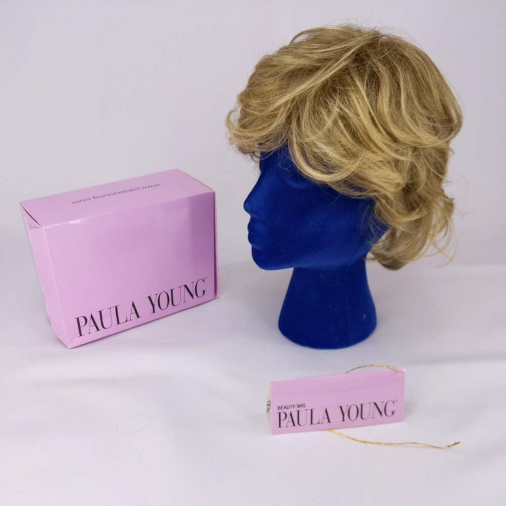 Paula Young Beauty Wig Blonde Beth 14/26A Short Layered Feathered Synthetic